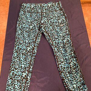 Nike Dri-FIT One Mid-Rise Printed Womens Active Leggings Size SMALL